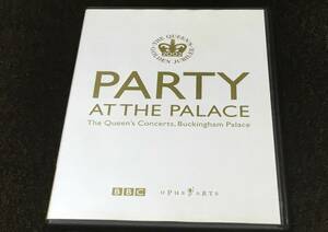 DVDビデオ 1枚『エリザベス女王即位50周年記念コンサート』バッキンガム宮殿 (Region Code : All) 視聴制限無し