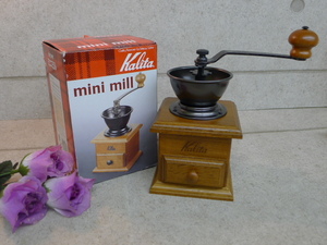 ee050●未使用保管品 美品 Karita mini mill/カリタ 手挽きコーヒーミニミル 珈琲豆 手動式 クラッシックミル/60