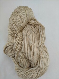 草木染糸　シルク　真綿糸やや太　栗のイガ　65g