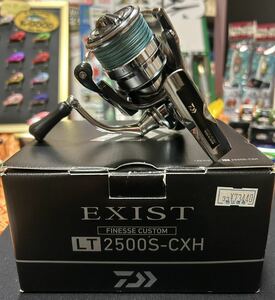 DAIWA ダイワ　18イグジスト FC LT 2500S-CXH スピニングリール　2500番　検）バス釣り　村上晴彦　ハートランドセルテートハイギア傷あり