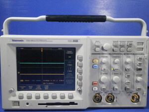 Tektronix TDS3012 OSCILLOSCOPE 100MHz、1.25GS/s