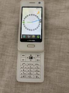 docomo★L-04A★MEGAPIXELS5.1★STYLE series★取扱説明書付き★スライド式携帯電話 ★LG製品2009年モデル