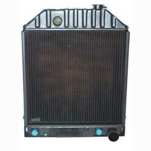 Radiator with Oil Cooler fits Ford 7100 7200 D3NN8005B 海外 即決