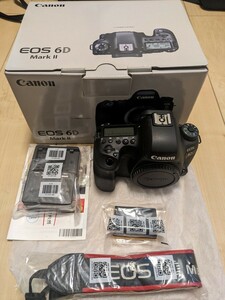 【美品】Canon EOS6D Mark2　中古　ボディ　元箱付属品あり デジタル一眼レフカメラ キヤノン