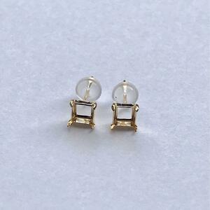 K18ピアス 空枠 4mm ×4mm 角 スクエアタイプ ピアス 空枠 1ペア 送料無料