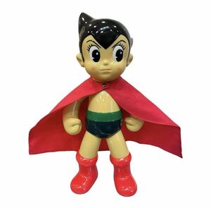 SECRETBASE SECRET BASE Caped Astro Boy Full color Ver. 鉄腕アトム アトム シークレットベース ソフビ マント ケープ