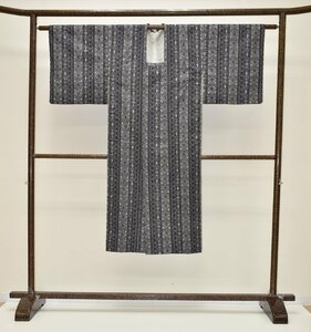 【ちどりや】美品 正絹紬 ロング道行コート 単衣 身丈129cm/裄64cm 肩当て付 たて縞 幾何学文様 丼鼠 B328