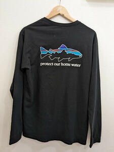 パタゴニア 長袖Tシャツ Mサイズ メンズ・ロングスリーブ・ホーム・ウォーター・トラウト・レスポンシビリティー 黒色 ブラック 魚