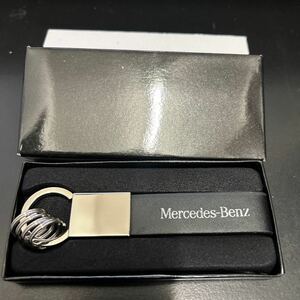 箱付き未使用 ★Mercedes Benz　メルセデス ベンツ キーリング　キーホルダー　純正　ノベルティ★