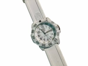 ★LUMINOX クォーツ腕時計 アナログ ラバー SLV/WHT 動作品 ケース付 ジャンク 0.8kg★