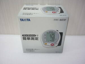 新品 TANITA タニタ 手首式 血圧計　BP-E12 ワンプッシュ 簡単測定 記録
