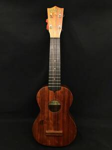 0403-111T?6081 ウクレレ Famous FU-150 ukulele 弦楽器　音楽　ミュージック　演奏アイテム