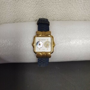 51516 NINA RICCI PARIS 腕時計 ニナリッチ 時計 ゴールド レディース スウィス製 レザー W 974 動作未確認 クォーツ PLAQUE OR G10m