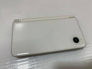 27/162☆NINTENDO　DSi LL UTL-001　ホワイト　本体のみ　初期化済み　写真追加あり☆C1