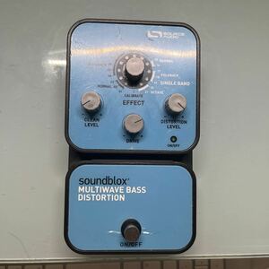 SOURCE AUDIO MULTIWAVE BASS DISTORTIONエフェクター