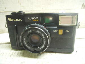 M9294 カメラ FUJICA AUTO-5 DATE 動作チェックなし 傷汚れあり ゆうパック60サイズ(0502)