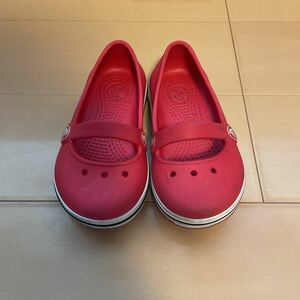 送料込み　クロックス crocs サンダル　スリッポン　フラットシューズ　赤レッド　C6/13cm 14cm 送料無料