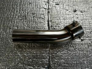 新品・未使用　日産 NISSAN　エルグランド　E52　社外　マフラー　カッター　内径65mm　取り付け部　出口外径60mm　汎用　No.1421