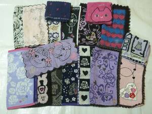 【ANNA SUI】17枚セット アナスイ タオルハンカチ 黒猫 蝶 猫刺繍 FUJIYA ハンカチ デザインいろいろ 女性用ハンカチ 中古