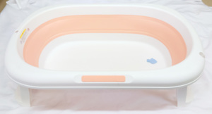 新品・未使用品 ベビーバス ライトオレンジ 折りたたみ式 お風呂 E-039