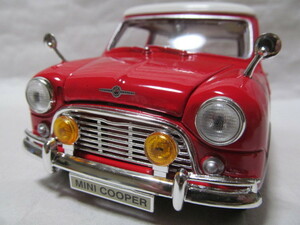《全国一律送料800円》超希少 １／１８ モーリス ミニクーパー 1961～67年 赤色 Mini Cooper