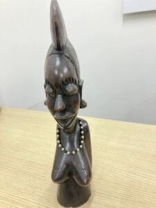 アフリカ 木彫 女性 置物 高さ34cm