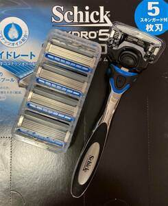 ●送料140円~ シックハイドロ5 カスタム　ホルダー&替刃 替刃5個 5枚刃 髭剃り カミソリ　Schick　HYDRO5 カスタム