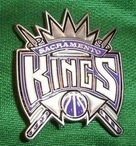 送料無料★サクラメント SACRAMENTO KINGS★basketball★ピンバッジ★バスケットボールNBA★入手困難★限定商品★希少★