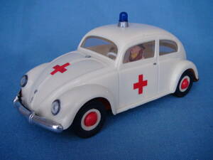 【希少】古いポルトガルPEPEペペ1/24位VW旧型ビートル赤十字救急車白・旧ホイールタイプ/美品・箱付き・フリクション可動・日本未輸入