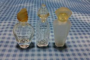 ブランド GIVEVCHY ジバンシー 空 香水瓶 ミニチュア 3個セット 昭和 レトロ　雑貨 アンティーク レア
