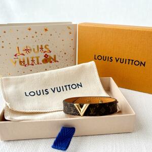 ■1円〜 ＜超美品!!＞■LOUIS VUITTON ルイヴィトン モノグラム エセンシャルV ブレスレット お洒落 ワンポイント 上品 23年製 M6042