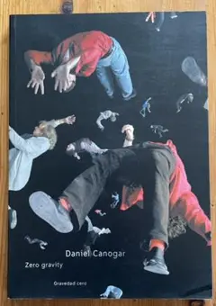 Zero gravity  :  Daniel Canogar   洋書