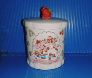 Sanrio☆Strawberry Shortcake and Hello Kitty☆Jar Container☆ハローキティ×ストロベリーショートケーキ☆蓋付☆容器☆サンリオ☆陶器