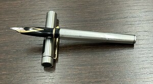 ◇◆#6223　SHEAFFER シェーファー 万年筆 タルガ 1001 シルバー 14Kペン先　現状保管品◆◇