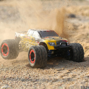 ラジコンカー オフロード スピード 40km/h ロッククローリング パワフル 4WD RCカー 1/18 強力モーター 40分間走行 イエロー/レッド