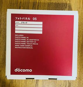 未使用品！NTT docomo　フォトパネル 05　ブラック　4GB カード付！ドコモ