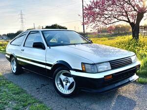 昭和60年式 トヨタ AE86 カローラレビンGTV 5速 4AG 一時抹消書類有り