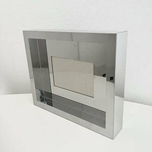 【Philippi/フィリッピ】LONELY PLANET写真たて フォトフレーム シルバー 良品 ギフト シンプル モダン カッシーナ 海外 ドイツ製