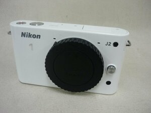 美品 Nikon 1 J2 ボディ ショット数1790枚 ホワイト ミラーレス一眼 即決送料無料