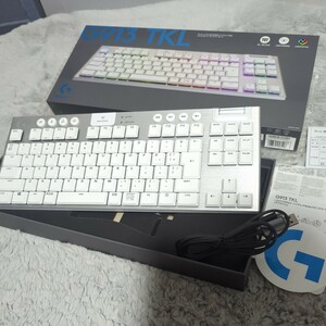 ■Logicool/RGB/G913 TKL/ホワイト/ワイヤレスゲーミングキーボード/使用僅か/極美品/ゲーム使用無し！バッテリー寿命長/白