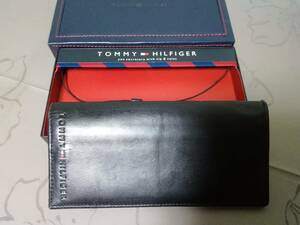 ★★『TOMMY HILFIGER』トミーヒルフィガー《長財布》化粧箱入り☆USED・美品☆ ★★