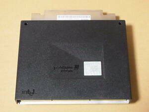 ●Pentium3/PentiumⅢ Xeon 1GHz 1000/133/256/S2/2.8V/SL4HE SECC/SLOT2 同ロット 2個あり (Ci0017)