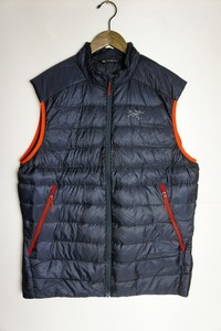 国内正規 ARC’TERYX アークテリクス PIEDMONT VEST ピエドモント ダウン ベスト 14653-69987 本物 紺527N▲