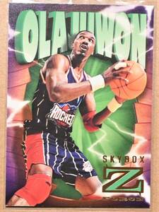HAKEEM OLAJUWON (アキームオラジュワン) 1996 SKY BOX Z FORCE トレーディングカード 【NBA,ROCKETS,ロケッツ】