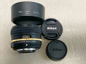 Nikon　AF-S NIKKOR 50mm f/1.8G (Special Gold Edition)　Nikon　Ｄfブラック Gold Edition　限定1000セットに付属していたレンズ