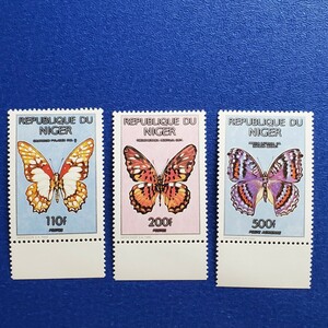 ニジェール共和国★1991年　蝶３種　未使用切手　バタフライ