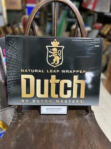 【メタルサイン / 看板】2017年製 Dutch Masters ダッチ 葉巻たばこ メタル tin エンボス ブラック 黒 ゴールド 金 企業物 メーカー タバコ