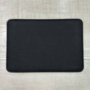 INCASE インケース MacBook マックブック マック ケース スリーブ TENSAERLITE サイズ 35.5cm x 24.5cm 位