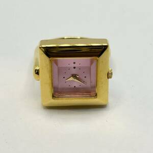 A)腕時計 指輪型 リングウォッチ ピンク文字盤 ゴールド 昭和レトロ ヴィンテージ レディース アンティーク アクセサリー 動作未確認 E1604
