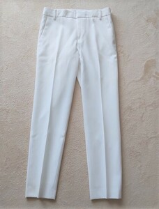 ■MOGA　モガ　ホワイト　白 パンツ （クリーニング済みで　美品